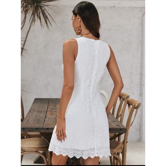 High Neck scalloped hem white lace mini dress BoHo - Picture 3 of 3